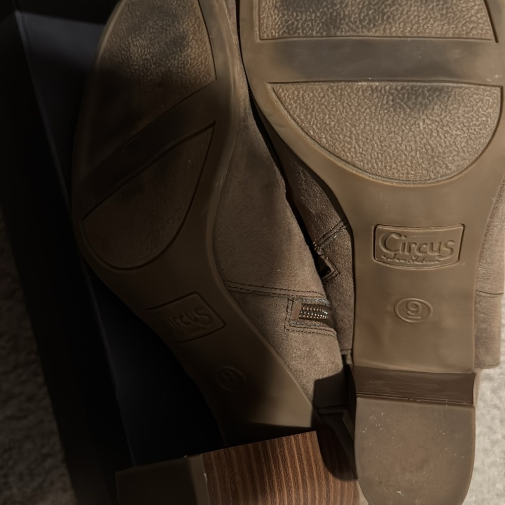 Circus by Sam Edelman Brown Ankle Boots - Picture 5 of 5